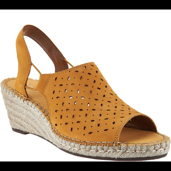 clarks petrina gail navy